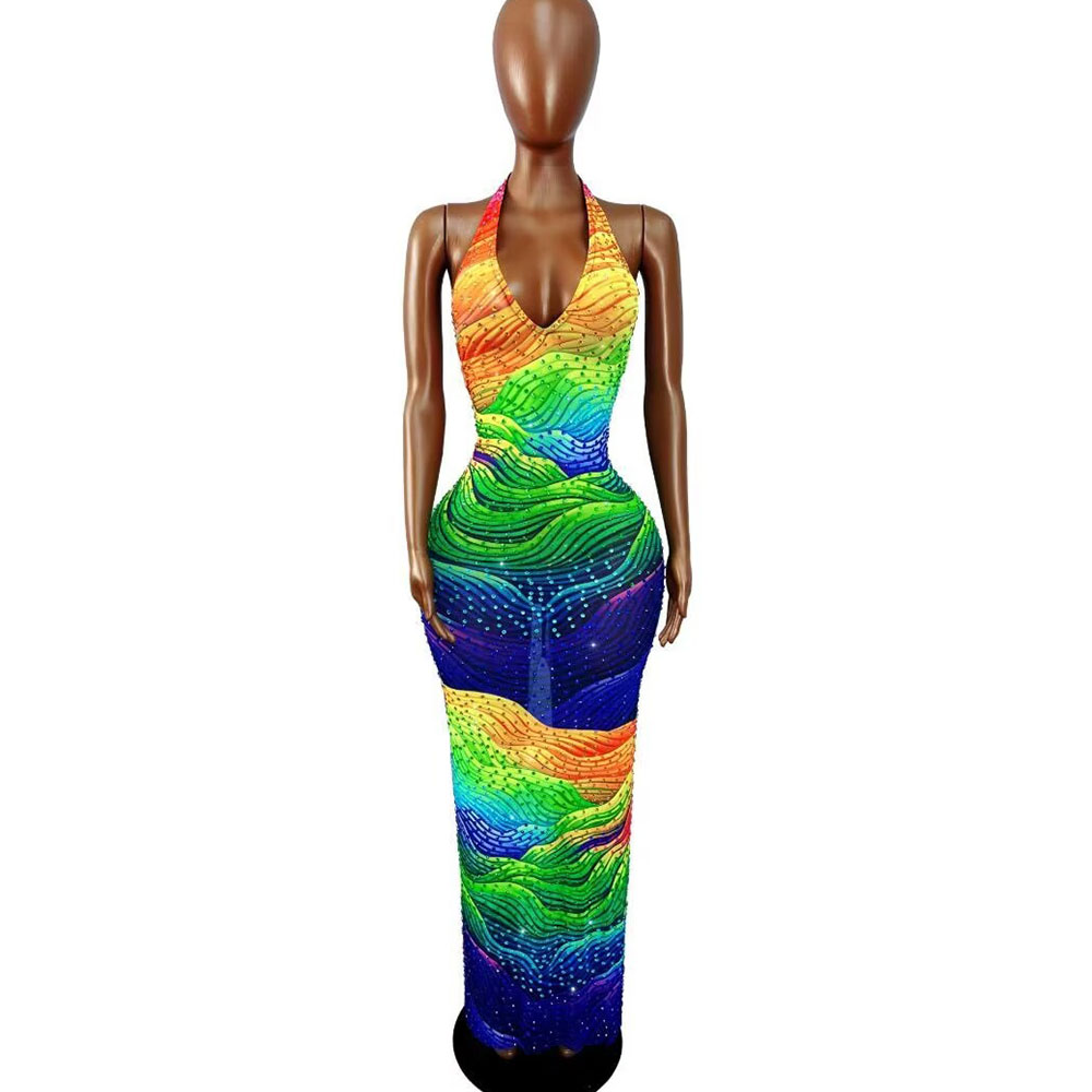 Women Fashion Photoshoot - Vestido com padrão de linhas irregulares
