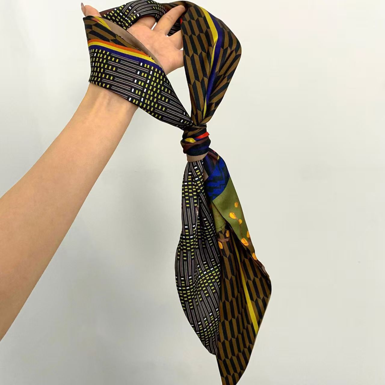 Lenço de Seda Luxuoso Estampad - Women Fashion Necktie avaliação e preço